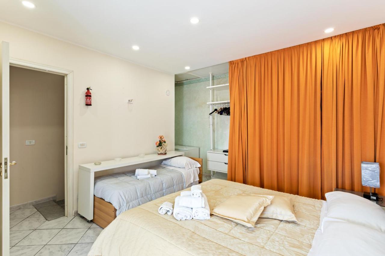 Castello Ursino Balcony Apartment カターニア エクステリア 写真